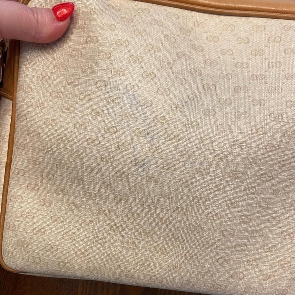 Vintage Gucci Crossbody Travel Bag Cream and Tan Micro GG - Picture 3 of 8